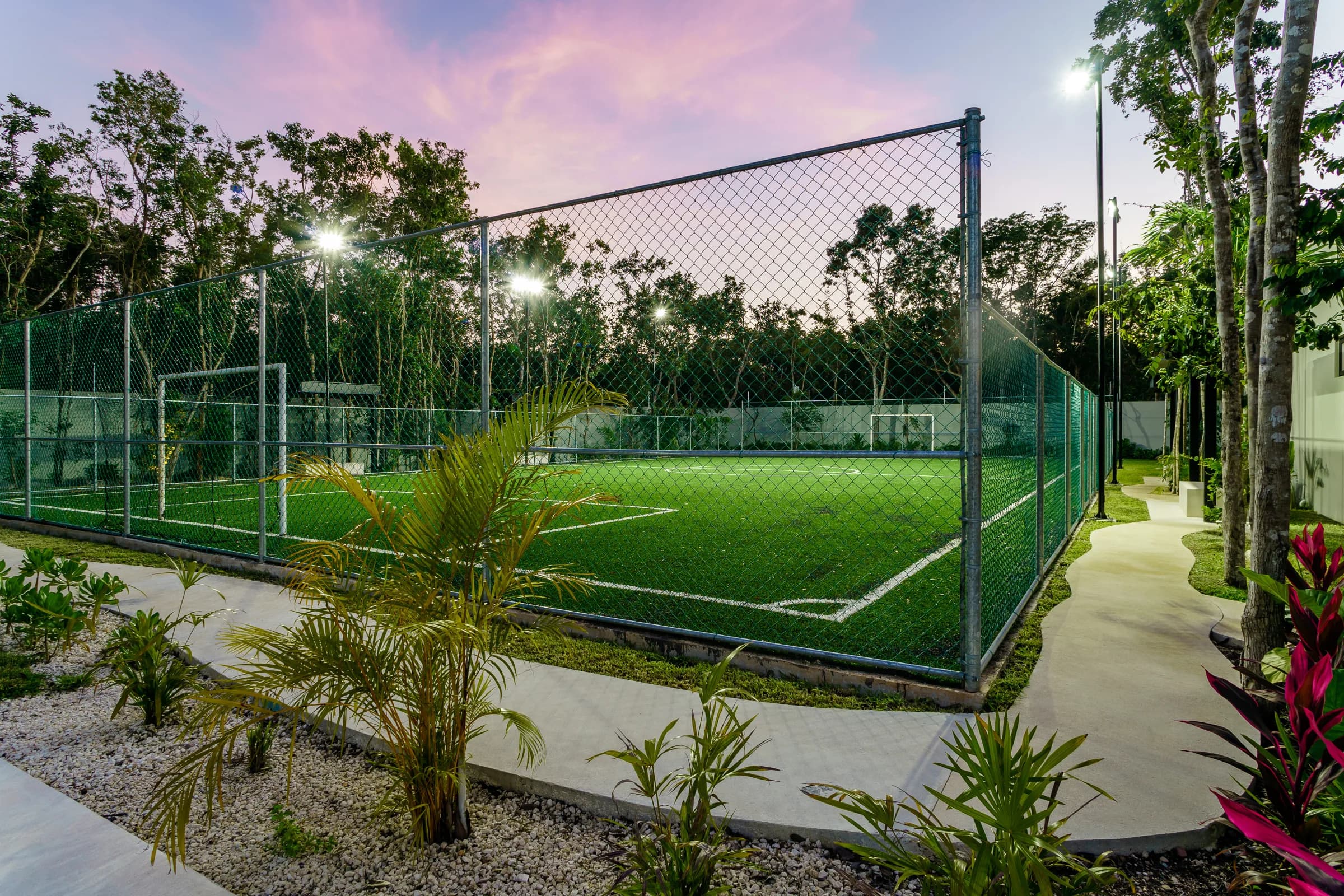 Residential Cub with Amenities - 15