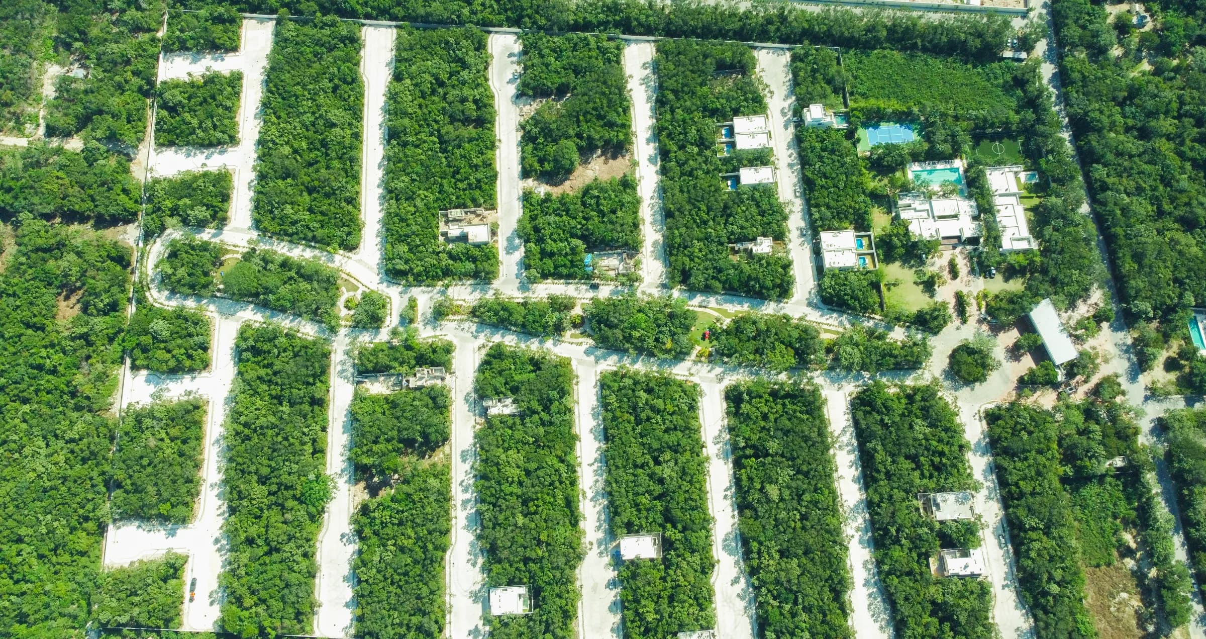 Residential Cub with Amenities - 23