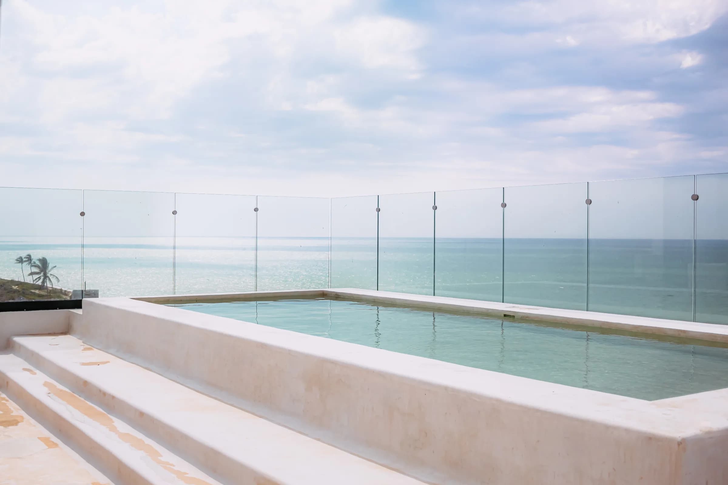 Departamento con Alberca Privada Frente al Mar - 5