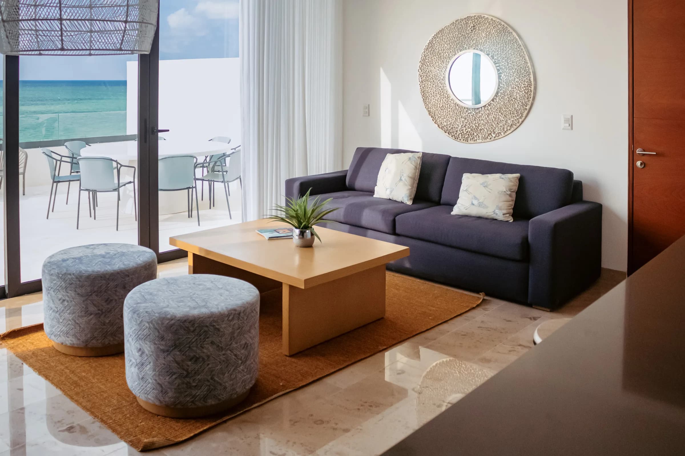 Departamento con Alberca Privada Frente al Mar - 44