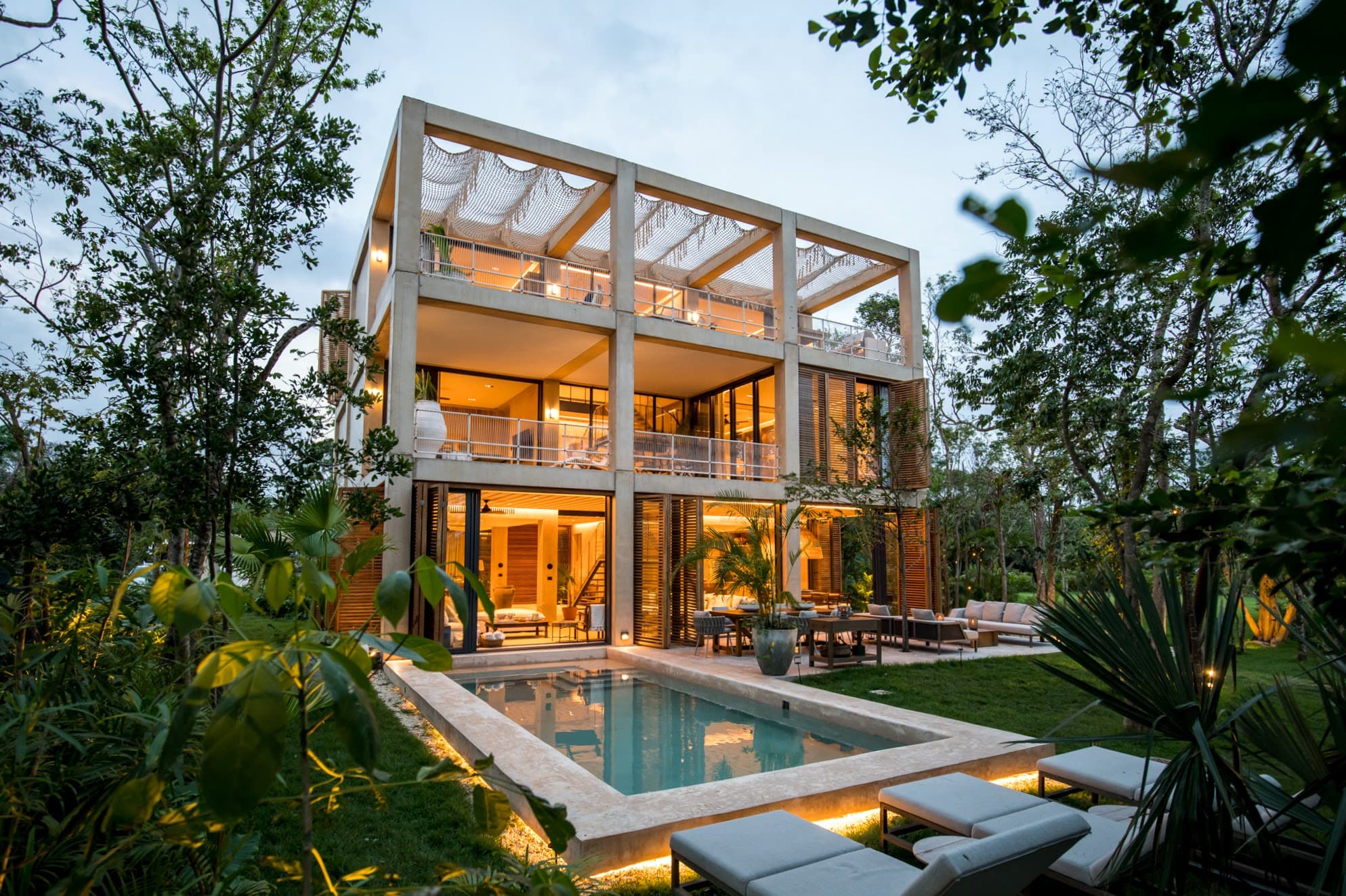 Villa de 5 recámaras en tres niveles - 61