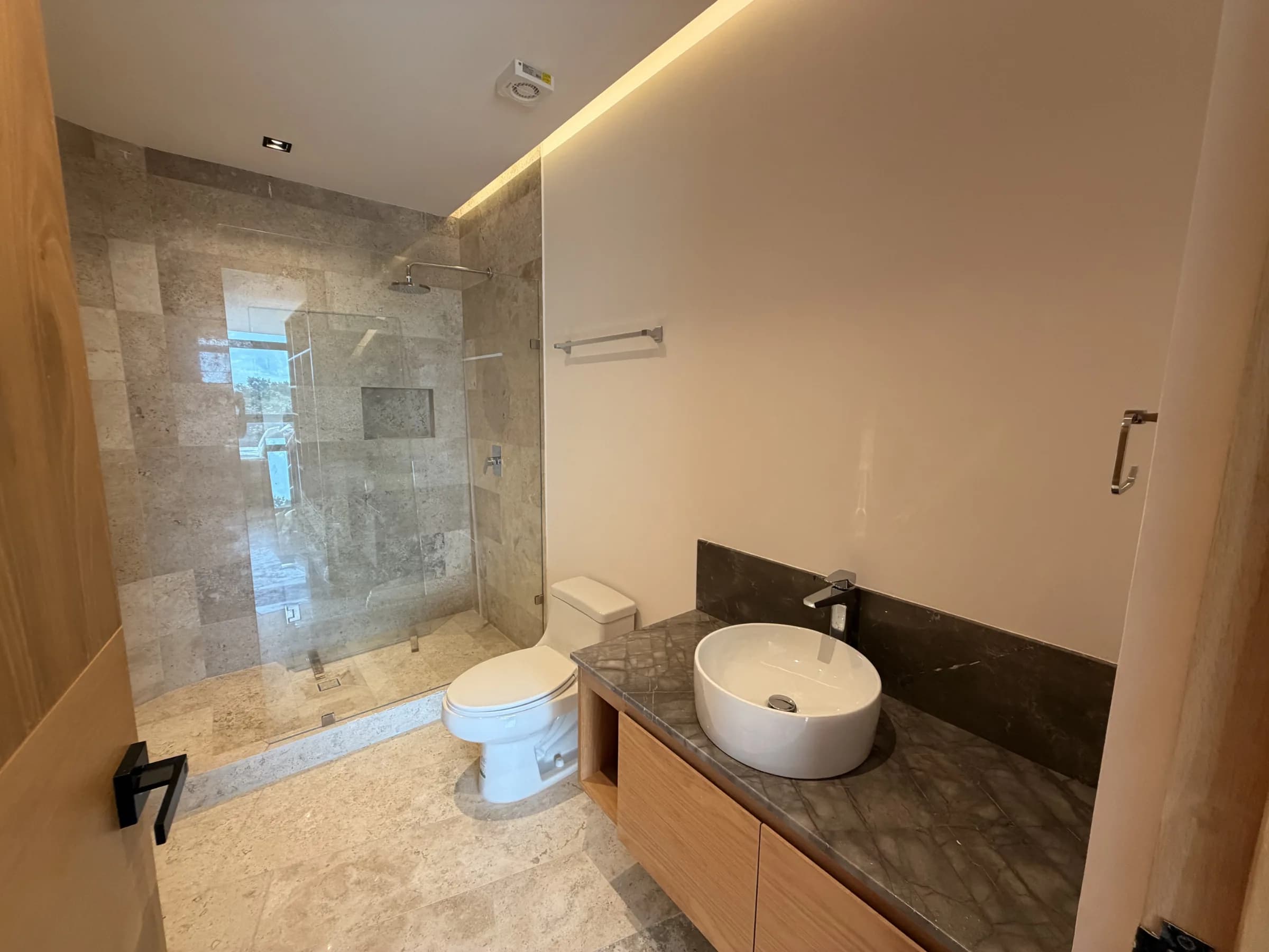 Departamento de entrega inmediata de 3 recámaras de Aldea Zamá - 5