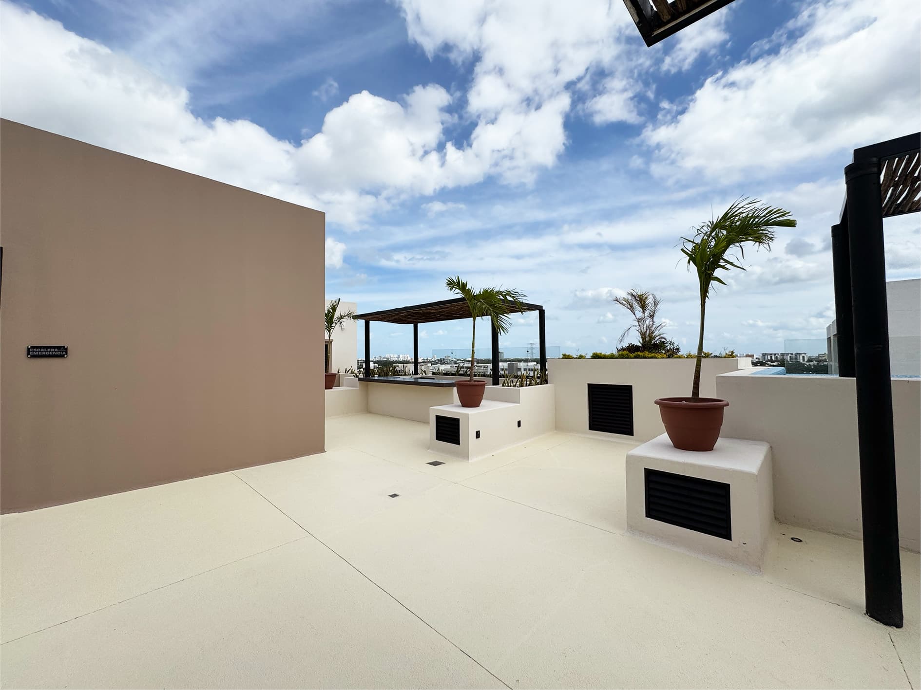 UMMBAL LUXURY CONDOS - 22