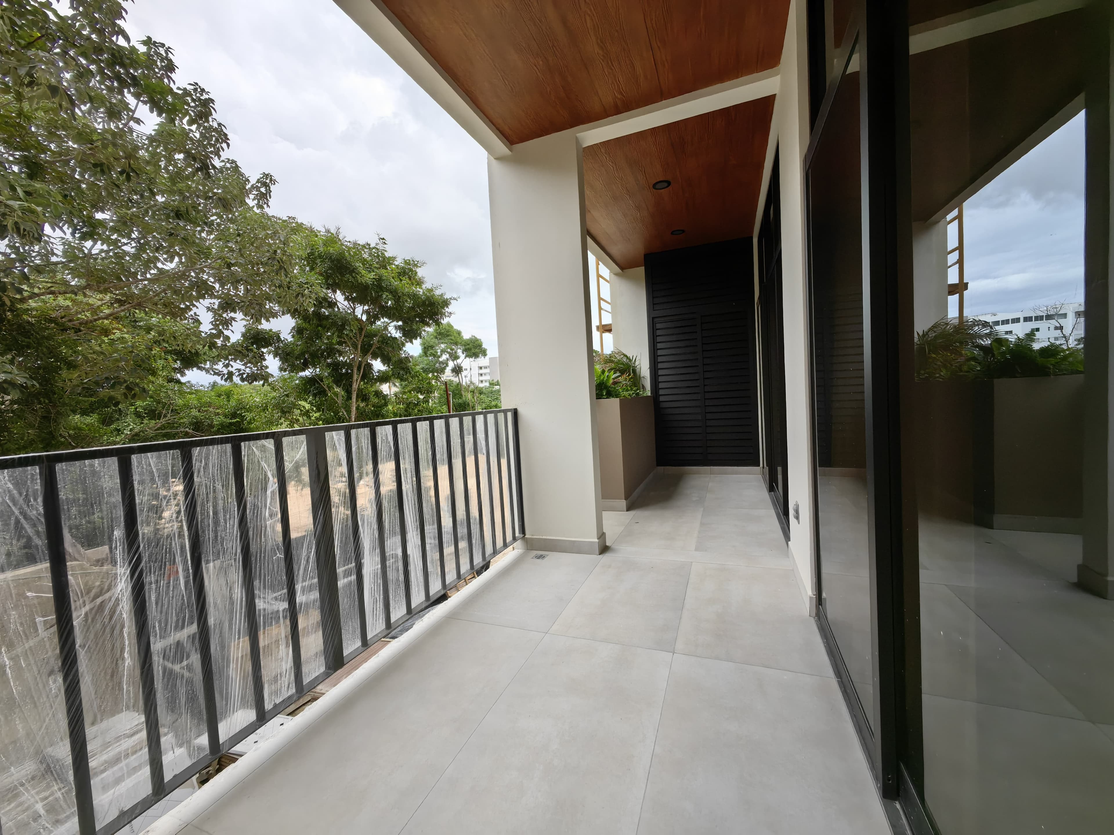 UMMBAL LUXURY CONDOS - 9