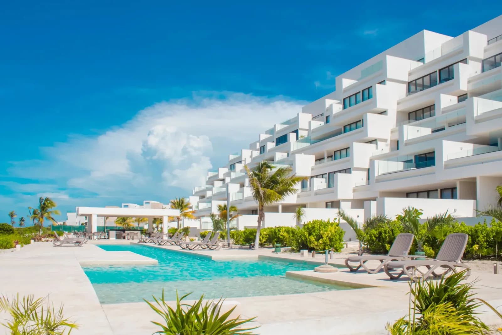 Maintaining a Beachfront Apartment: The 4 Real Charges