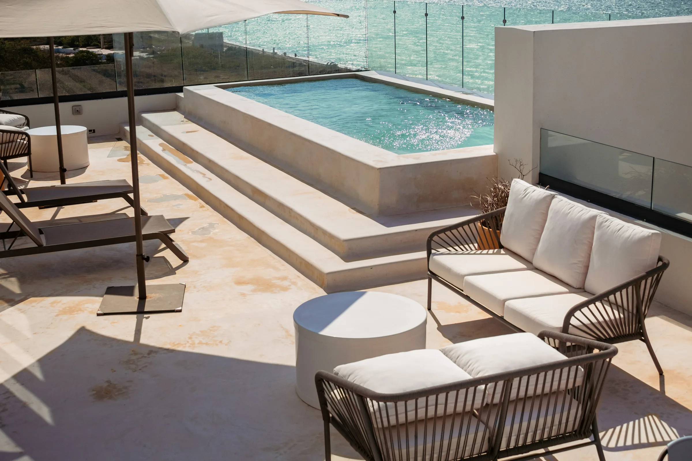 Beachfront Apartment with Private Pool - 19