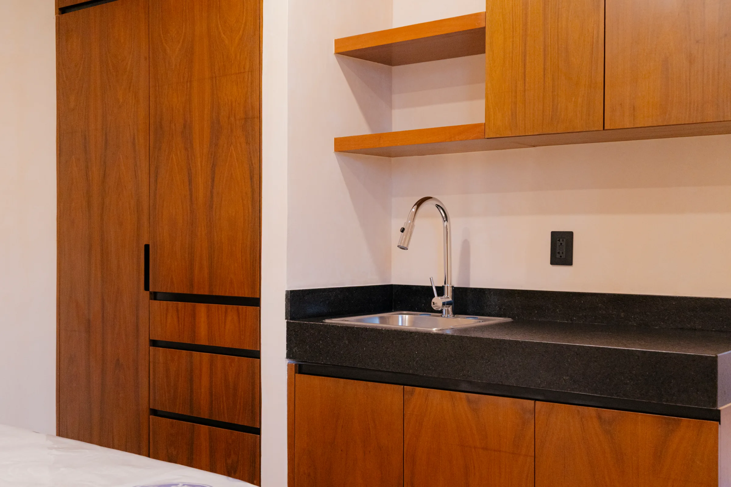 3 bedrooms corner unit with private pool - 6