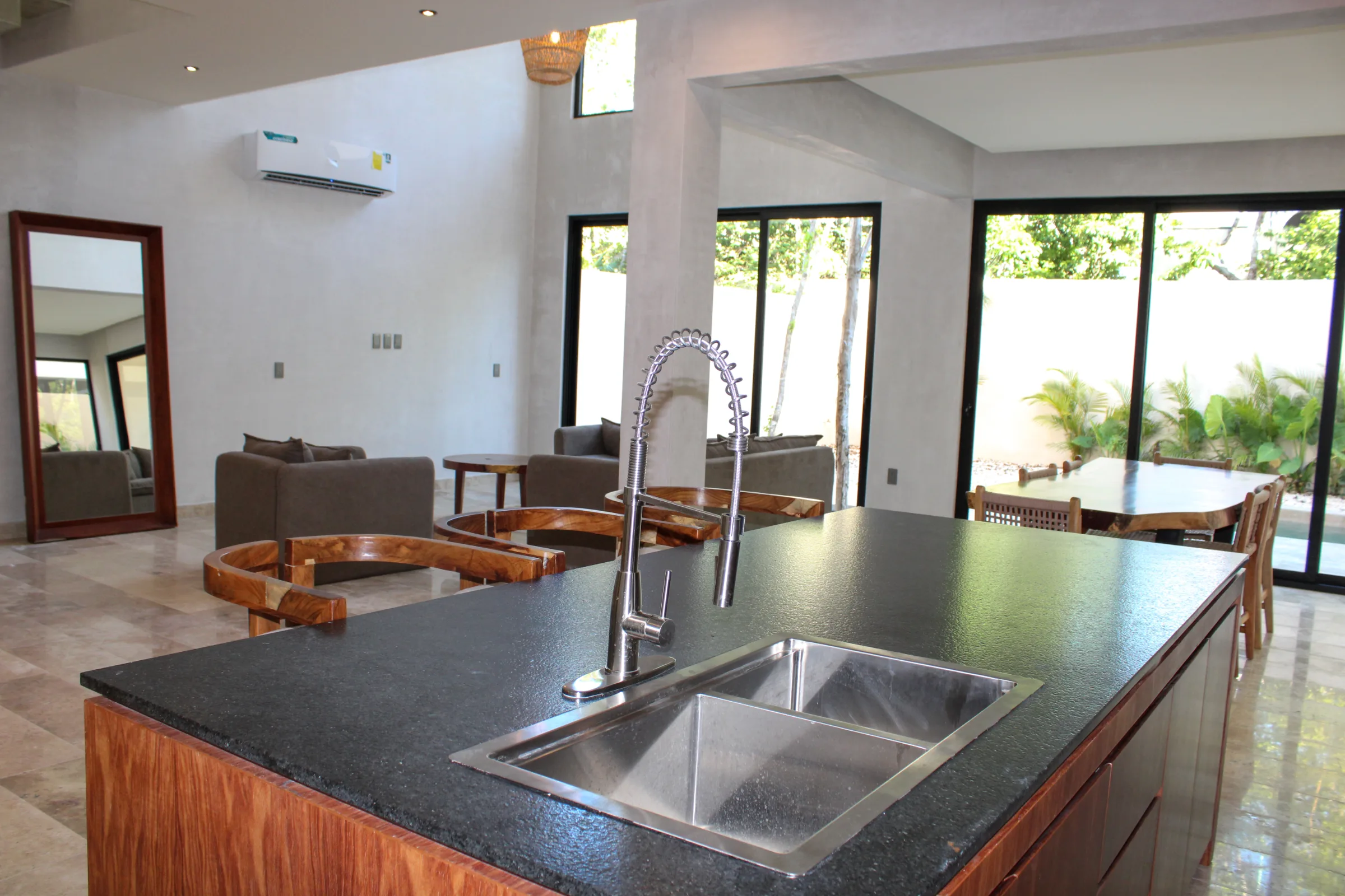 Hermosa Villa equipada en desarrollo privado - 23