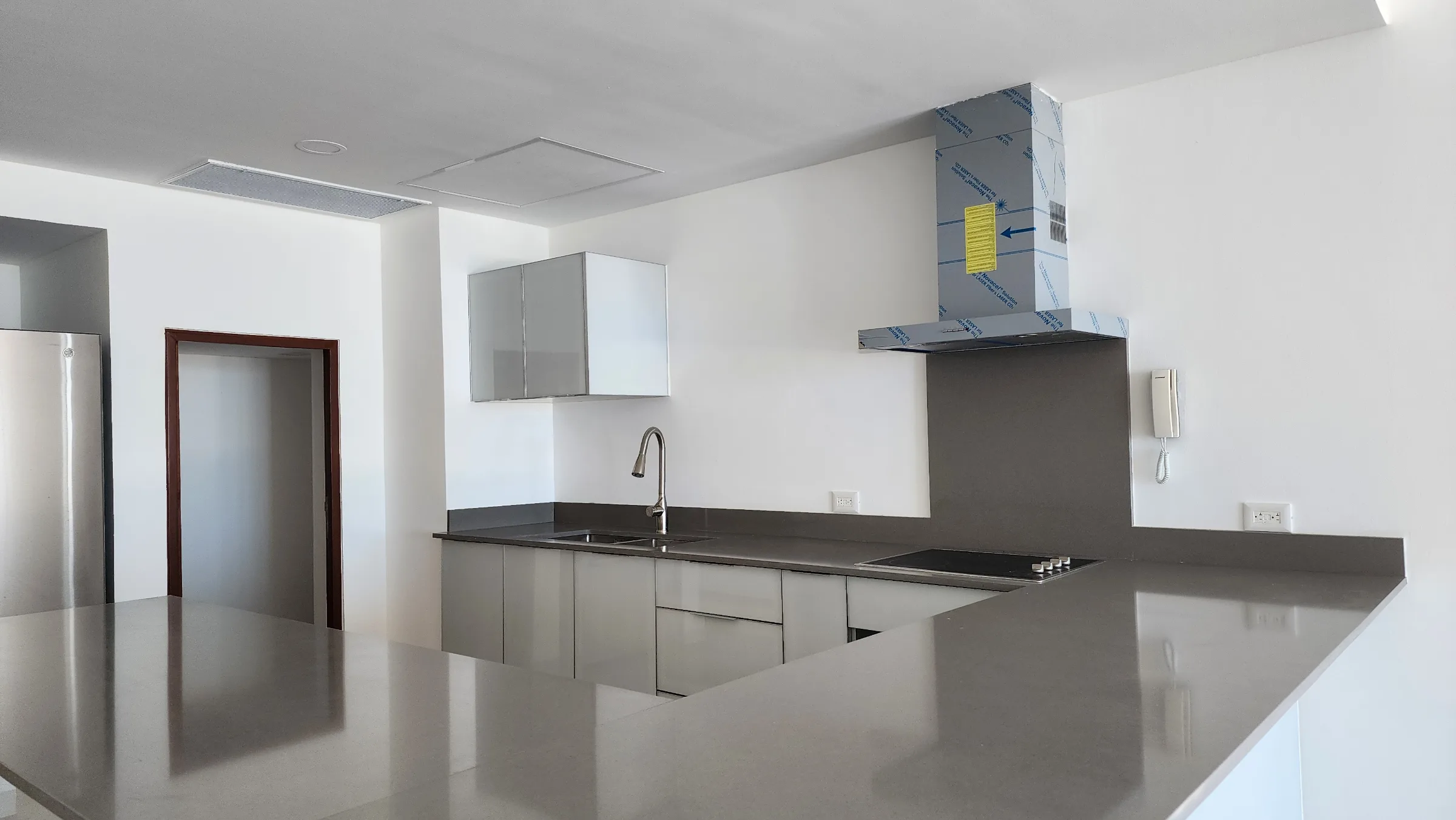 Apartment with Private Pool and Sea View - 13